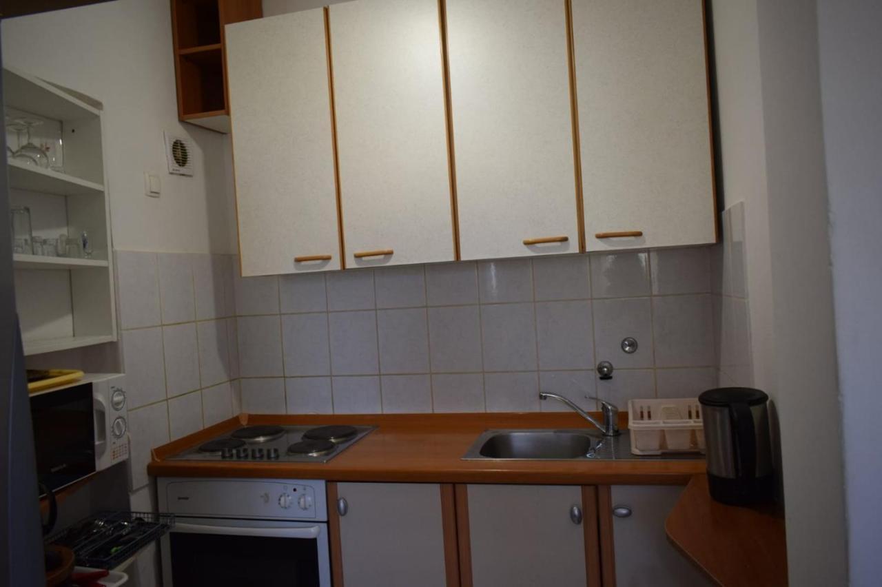 Apartmani Veronika ニン エクステリア 写真