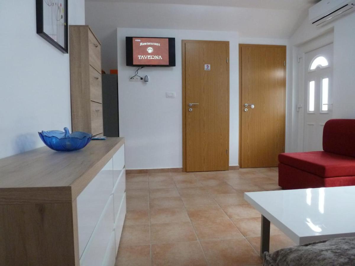 Apartmani Veronika ニン エクステリア 写真