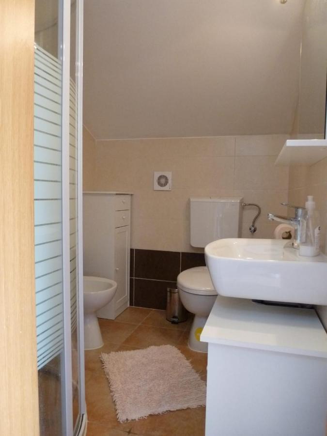 Apartmani Veronika ニン エクステリア 写真